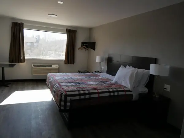 Hilltop Express Inn Main image